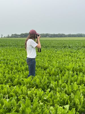 Erin Picture taking